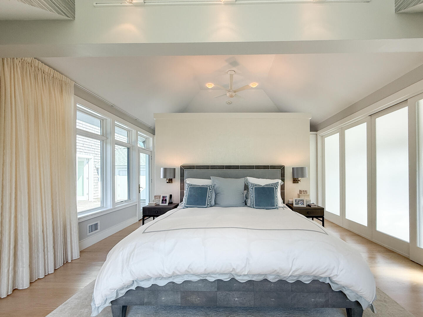 BR2 King En Suite, Second Floor