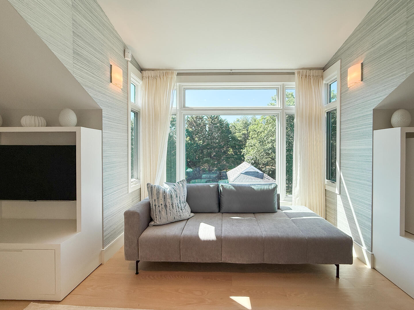 BR2 King En Suite, Second Floor