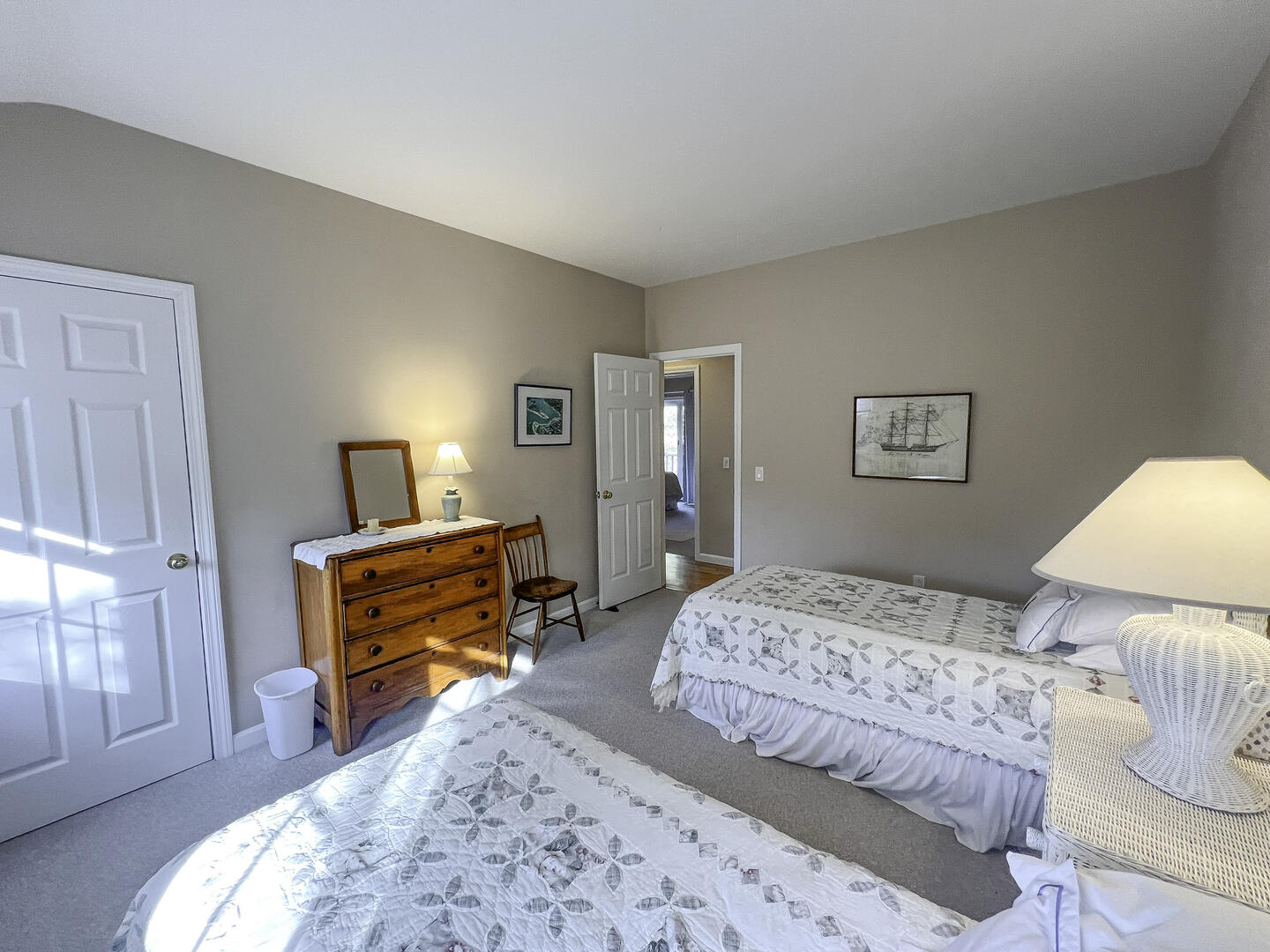 BR2 (2) Twin Beds Second Floor