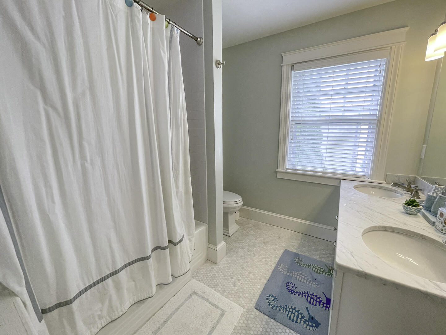 Hall Bath with Shower Tub Combo, Second Floor