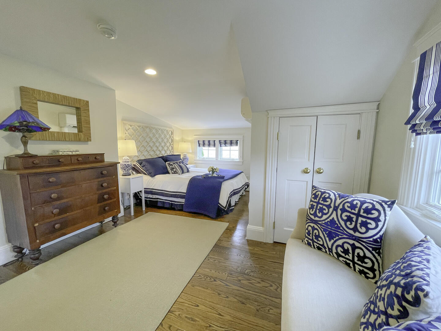 BR2 Queen En Suite, Third Floor