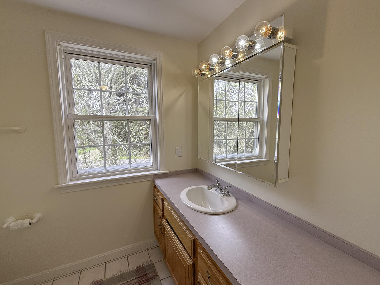 Hall Bath with Shower Tub Combo, Second Floor