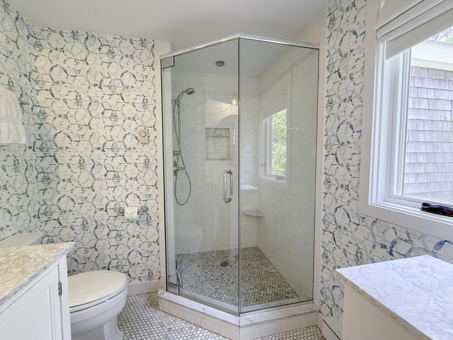 BR2 Queen En Suite with Shower Stall, First Floor