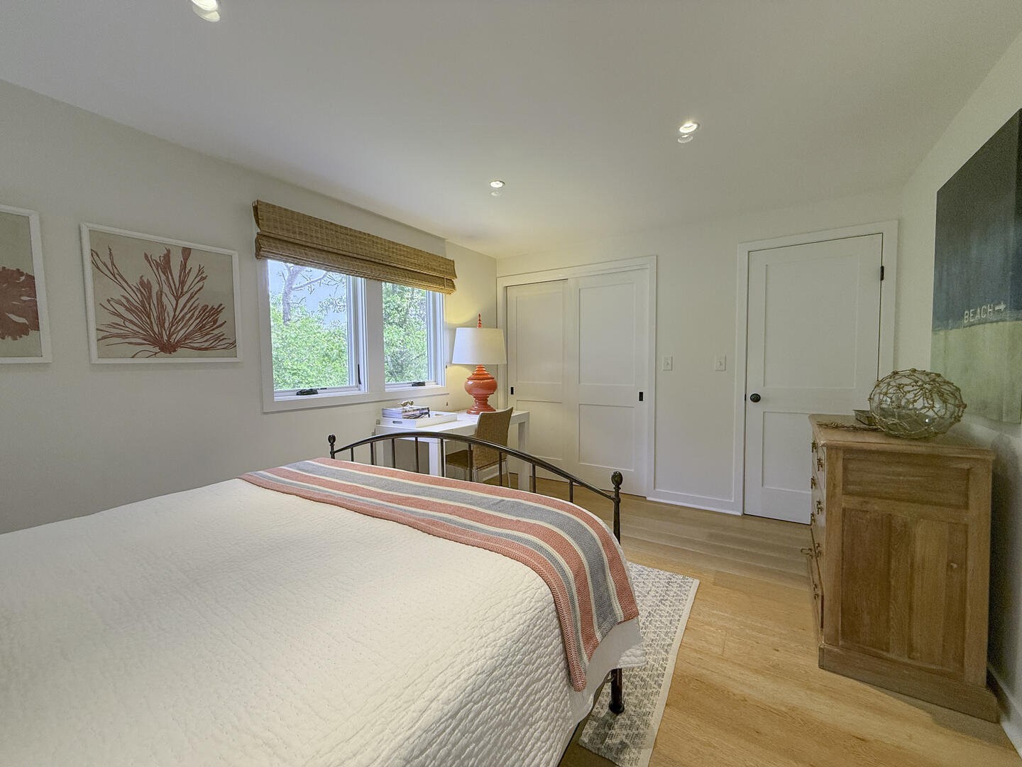 BR3 Queen En Suite, Second Floor