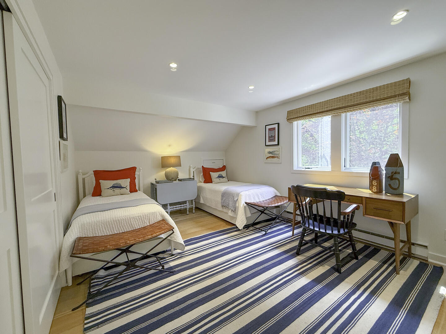 BR4 (2) Twin Beds En Suite, Second Floor