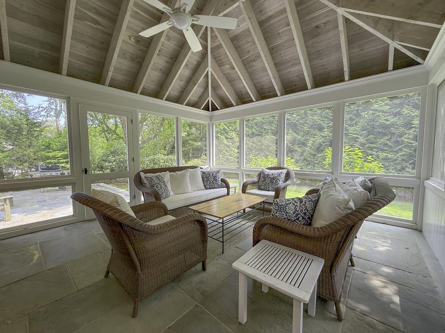 Screened in Porch 