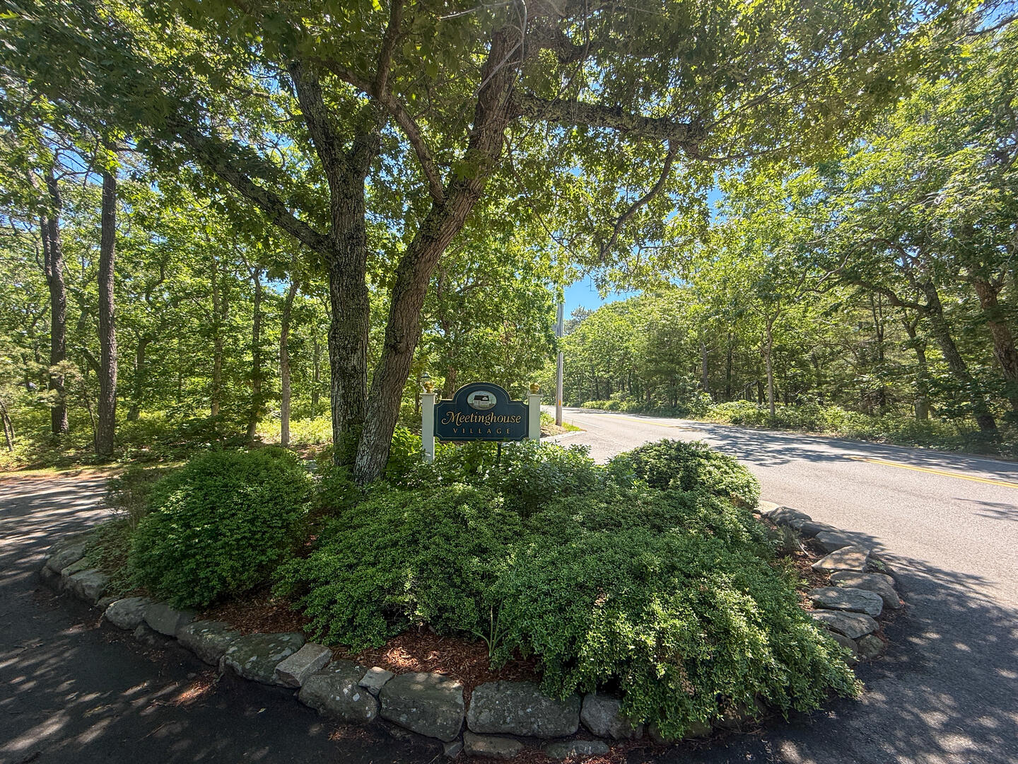 Meetinghouse Village