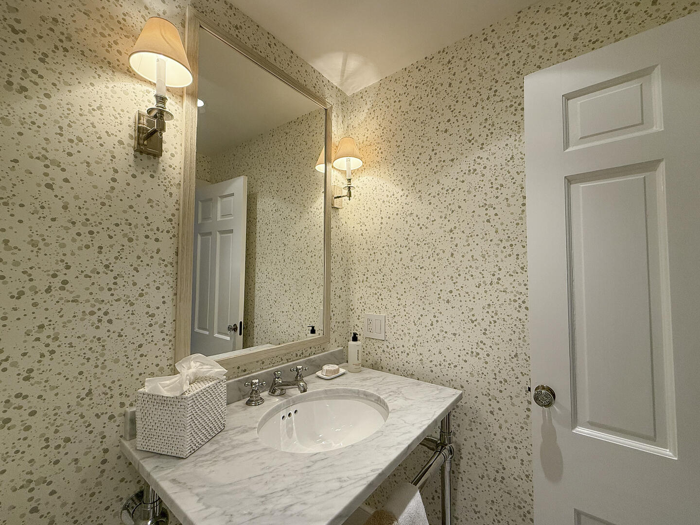 Hall Bath with Shower Tub Combo, First Floor