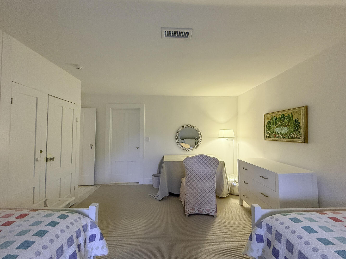 BR5 (2) Twin Beds, Second Floor