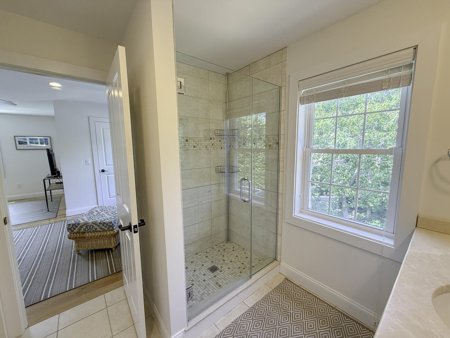 BR2 Adjoining/Hall Bath with Shower Stall, Second Floor