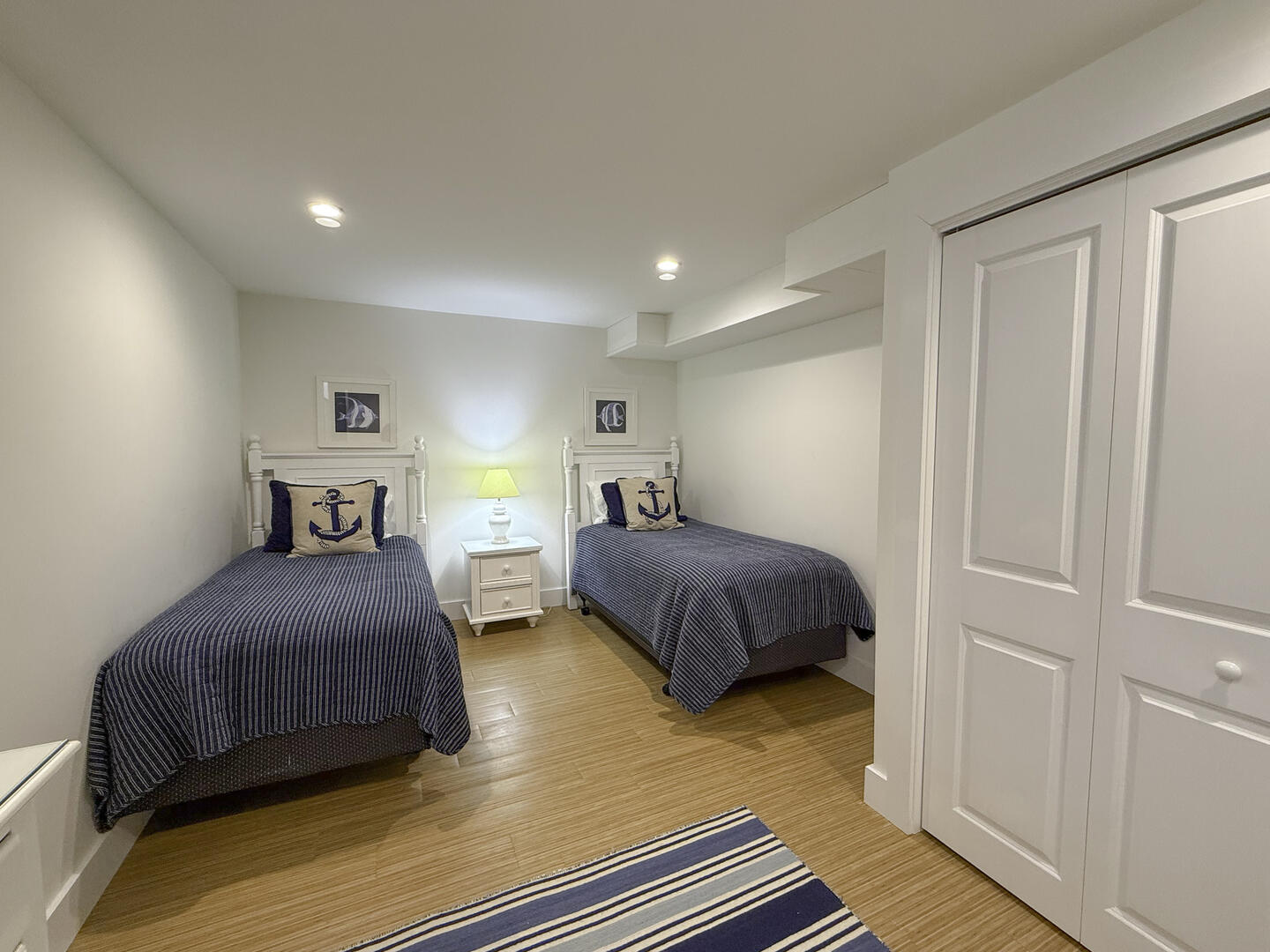 BR5 (2) Twin Beds, Lower Level