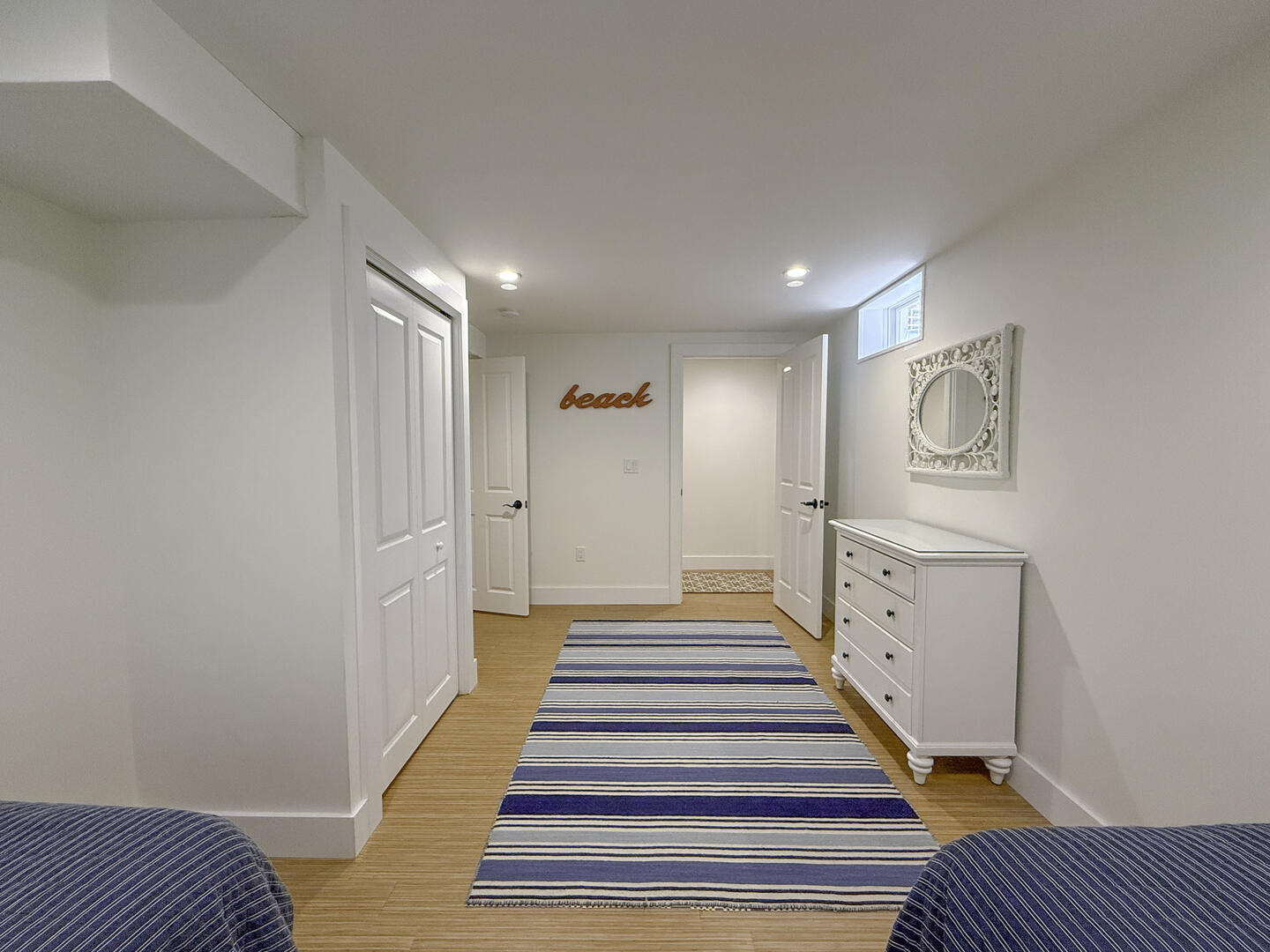 BR5 (2) Twin Beds, Lower Level