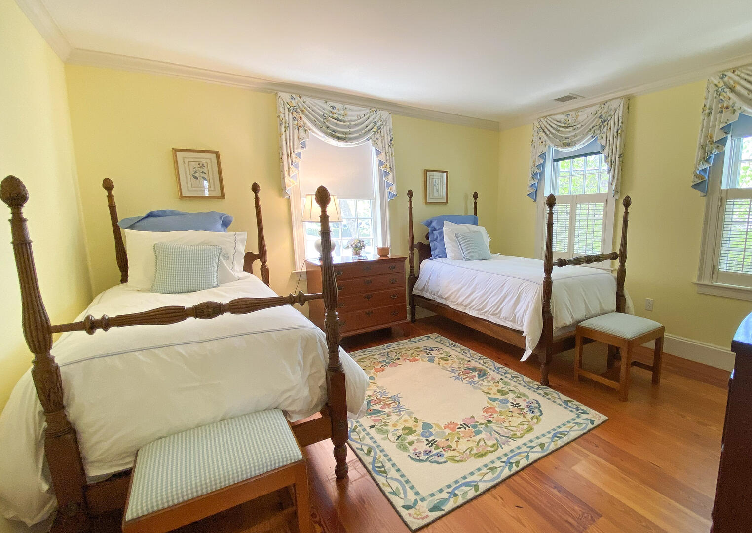 BR3 (2) Twin Beds, Second Floor