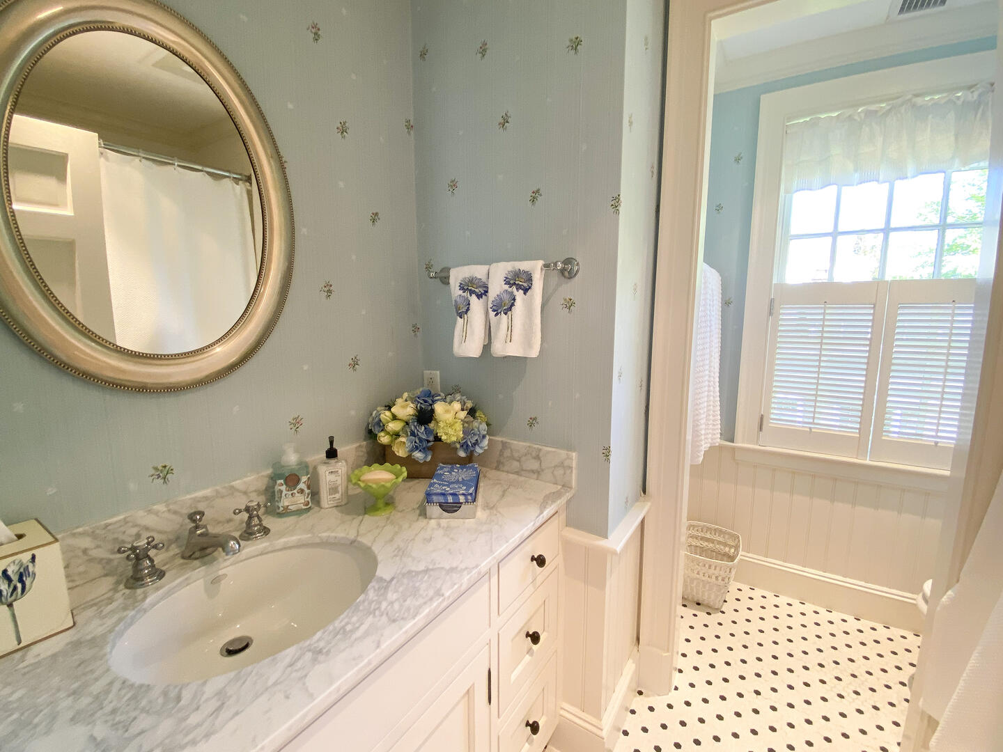 Hall Bath with Shower Tub Combo, Second Floor