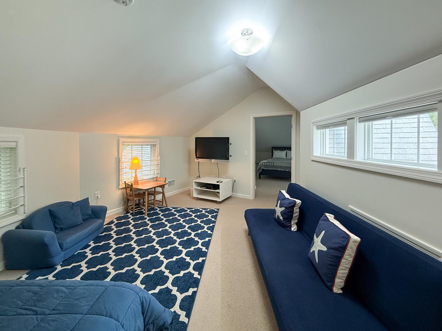 Overflow: Twin Bed, Second Floor