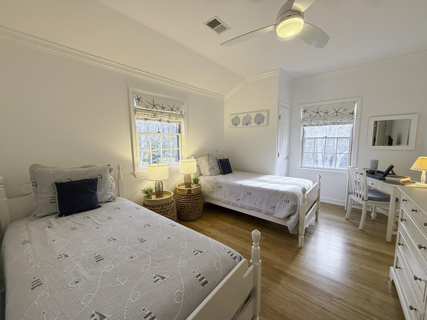 BR4 (2) Twin Beds, Second Floor