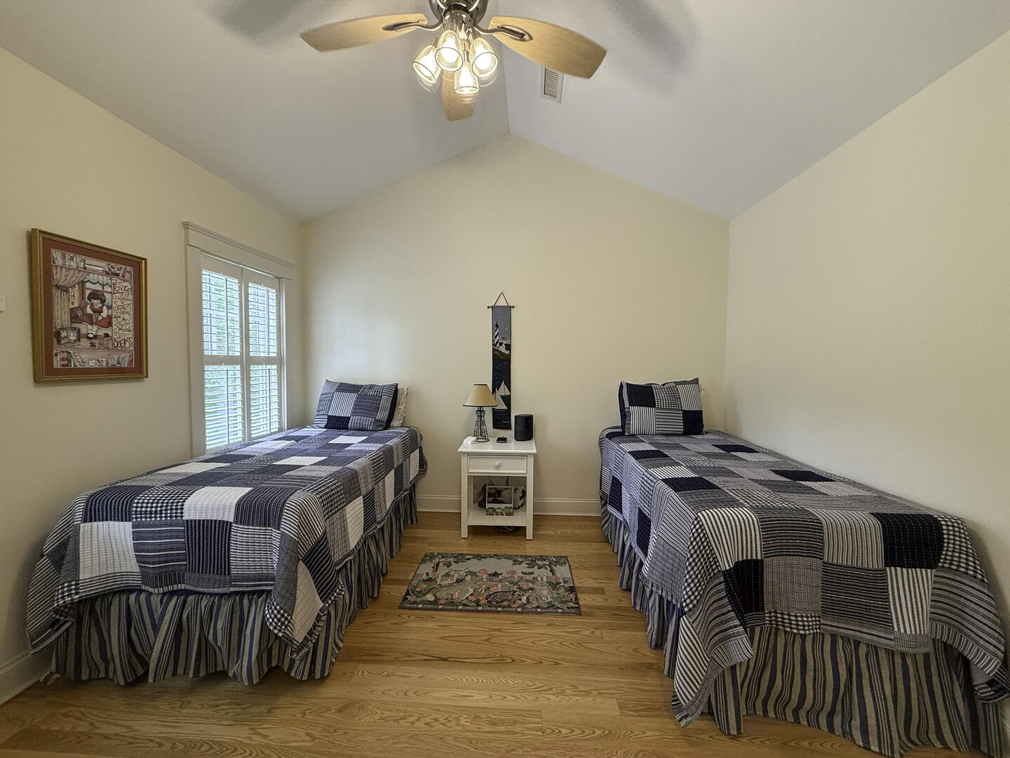 BR3 (2) Twin beds En Suite, Second Floor 