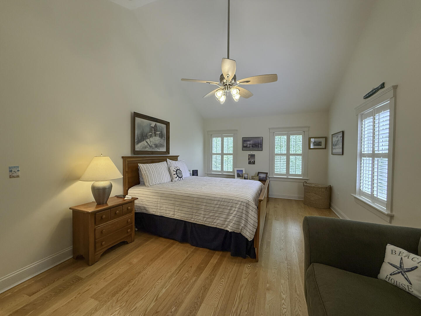 BR2 Queen En Suite, Second Floor