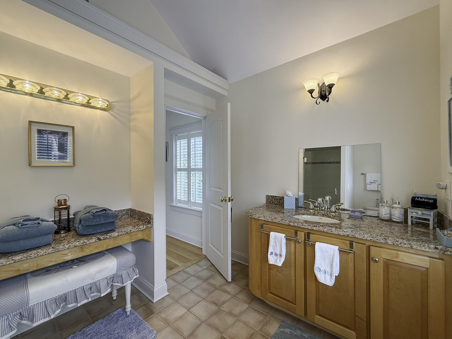 BR2 Queen En Suite with Shower Stall, Second Floor