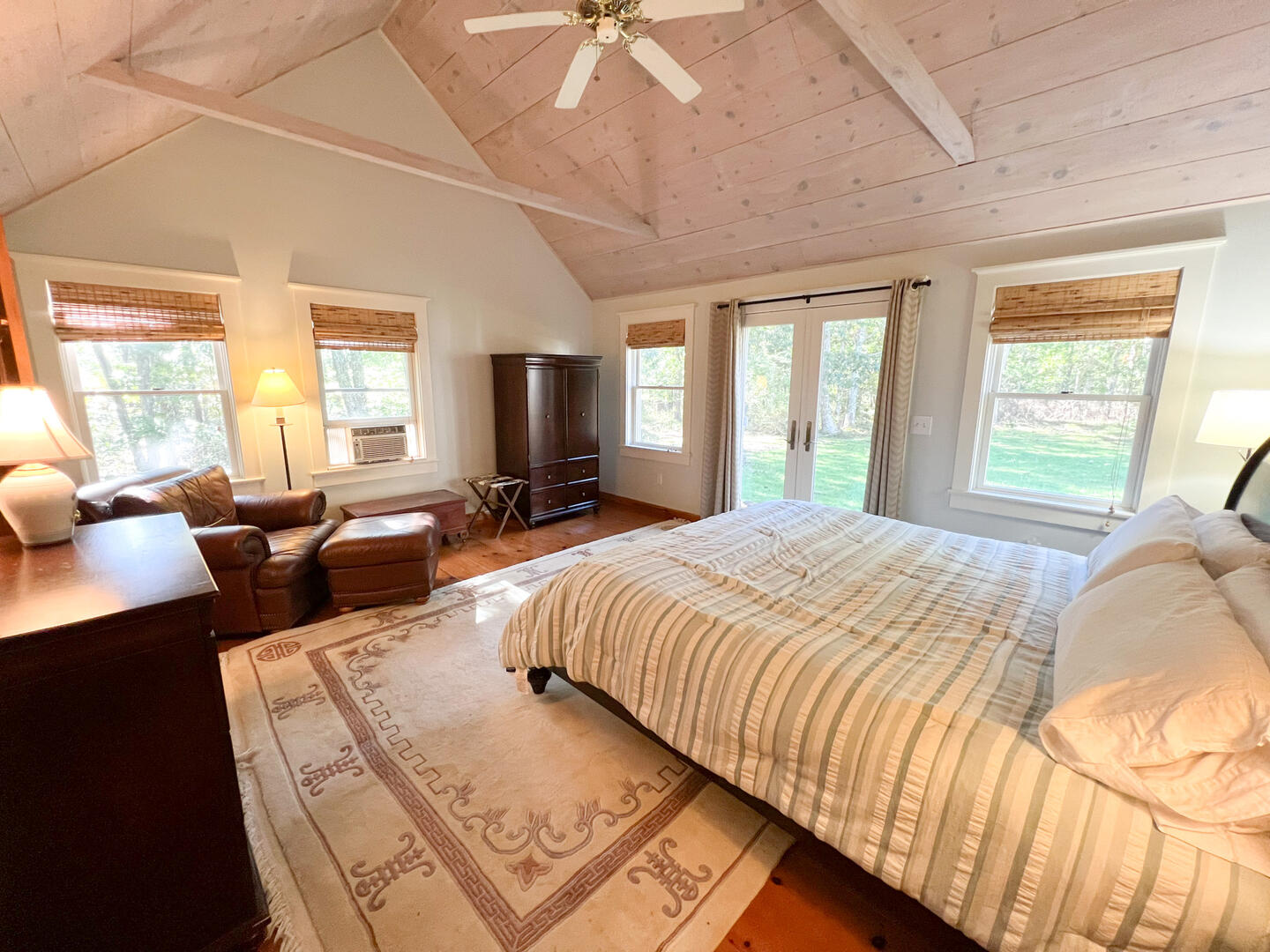 BR1 King En Suite, Main Level