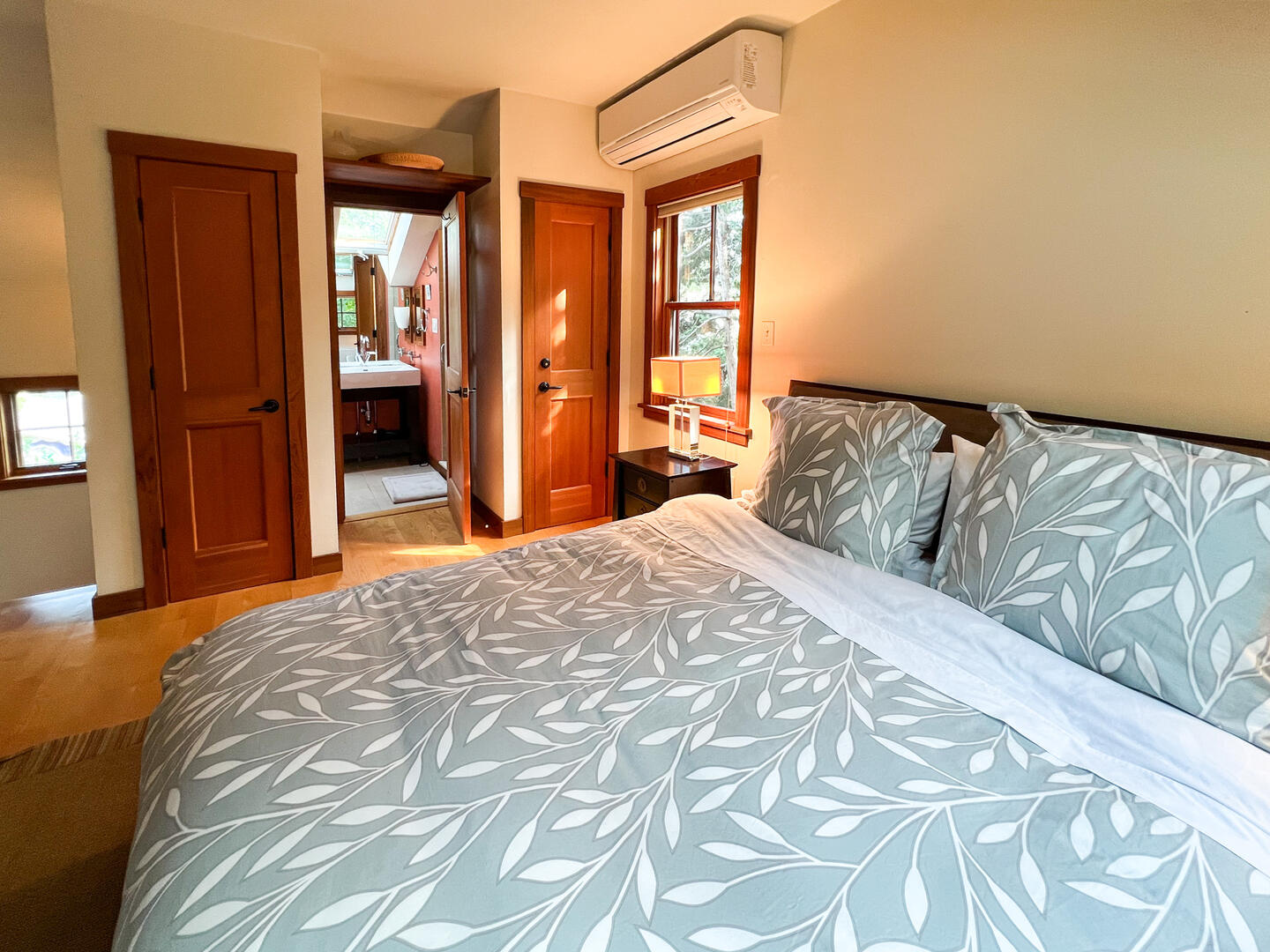 BR2 Queen En Suite, Second Floor