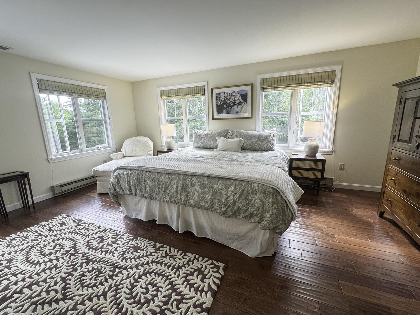 BR4 King, Second Floor