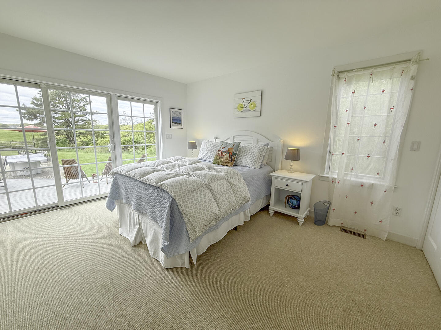 BR2 Queen, First Floor