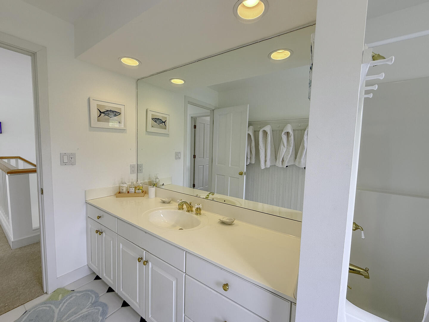 Hall Bath with Shower Tub Combo, Second Floor