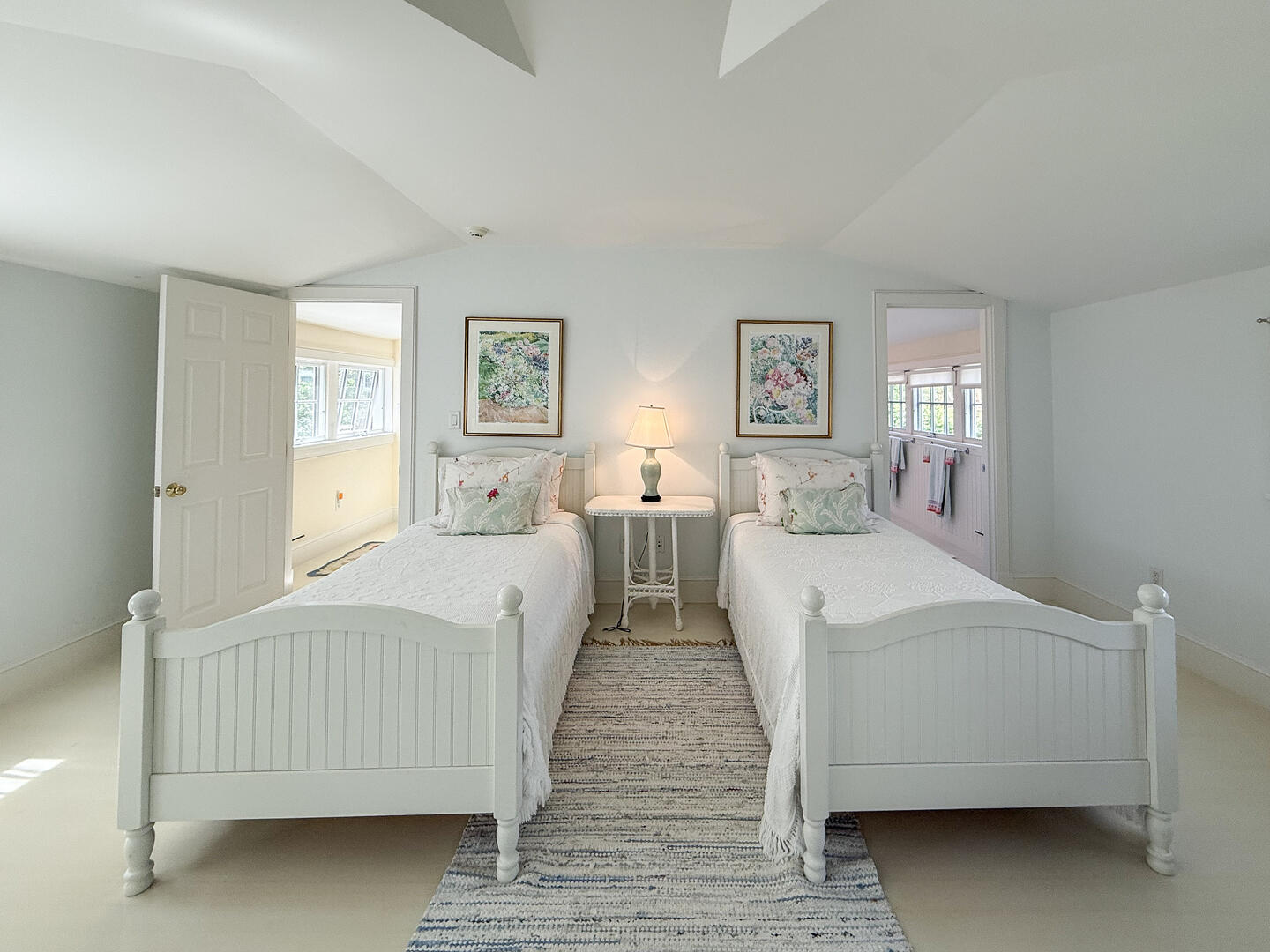 BR3 (2) Twin Beds En Suite, Second Floor