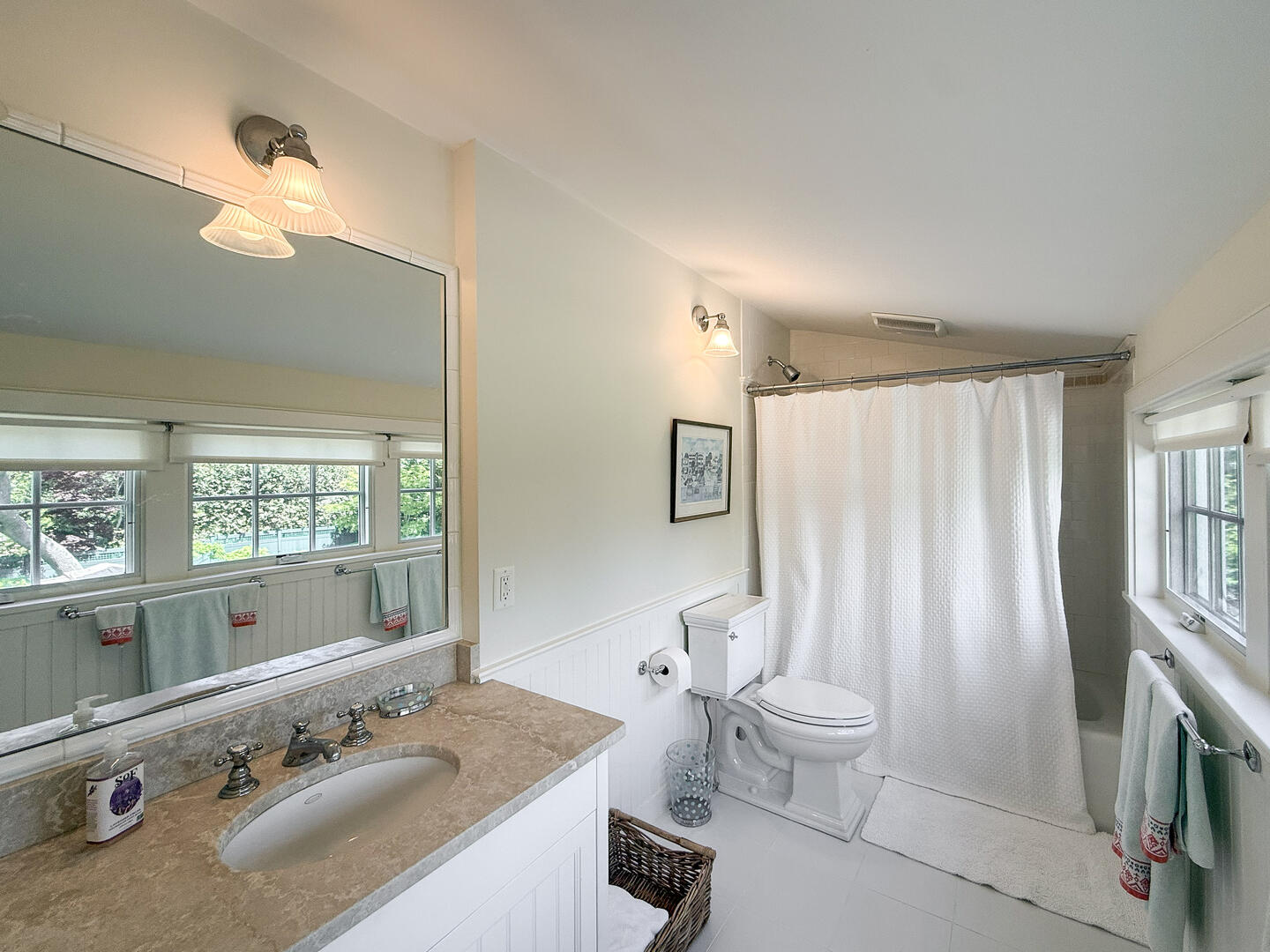BR3 (2) Twin Beds En Suite with a Shower Tub Combo, Second Floor