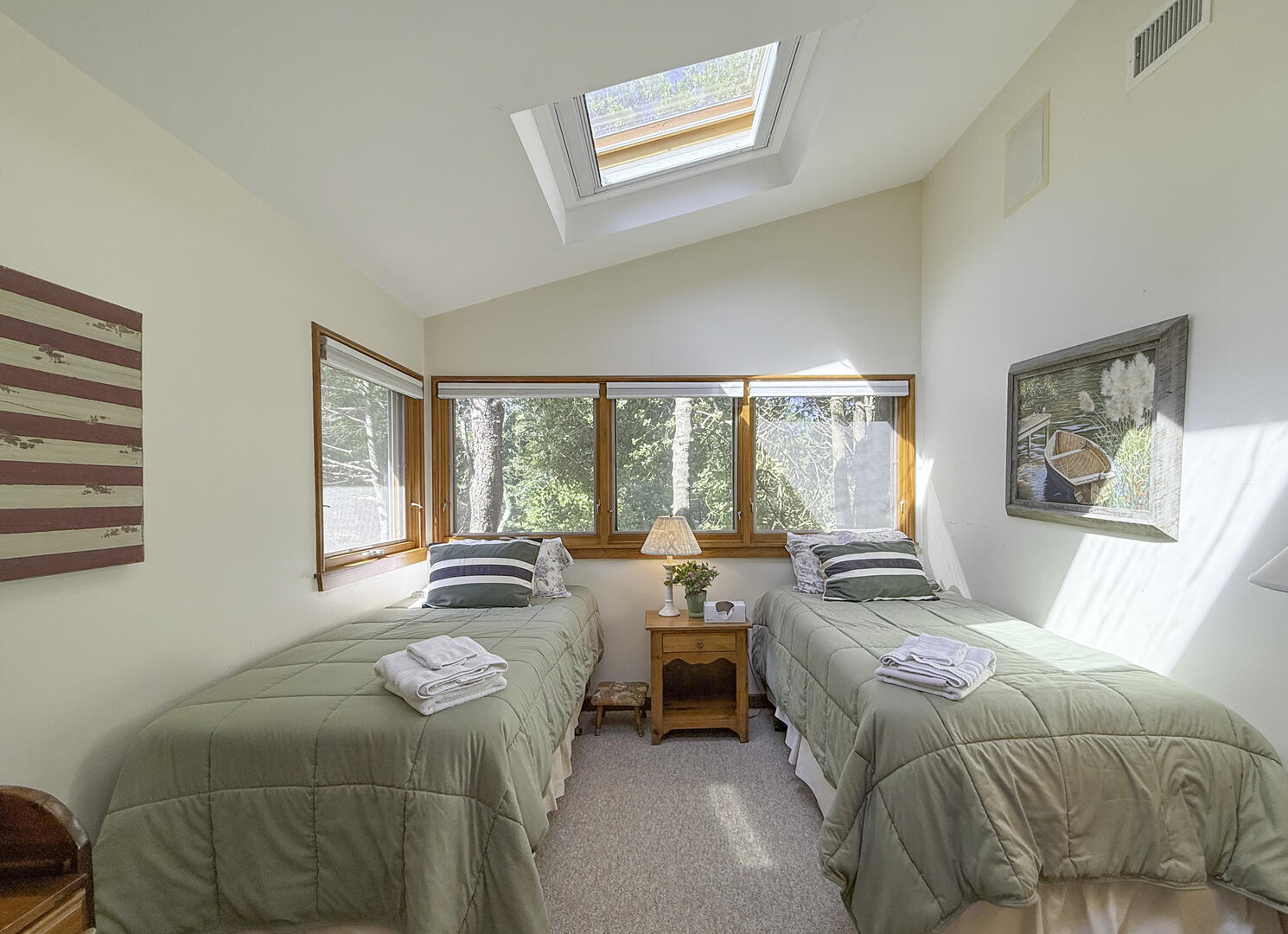 BR4 (2) Twin Beds, First Floor