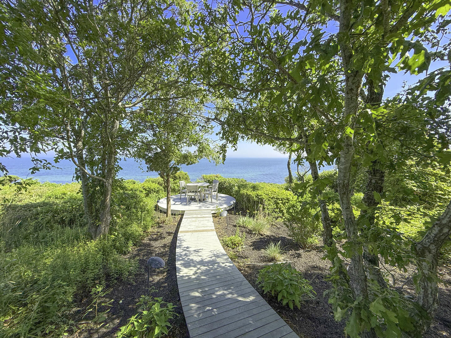 Path to Outdoor Dining