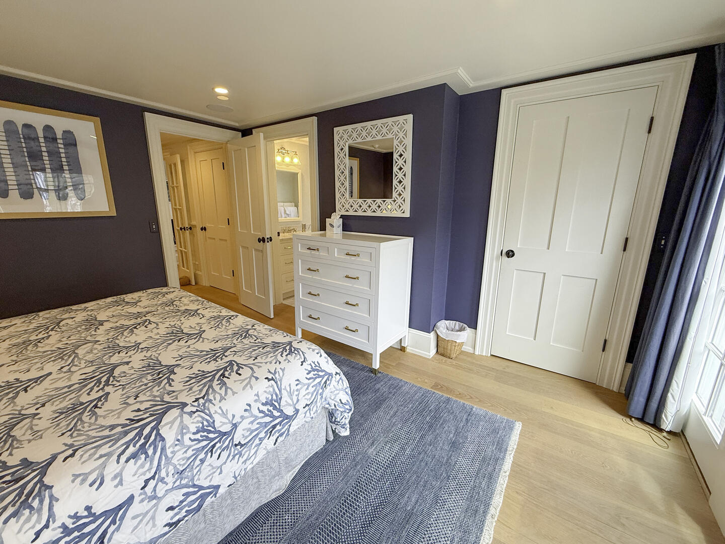 BR2 King En Suite, Second Floor