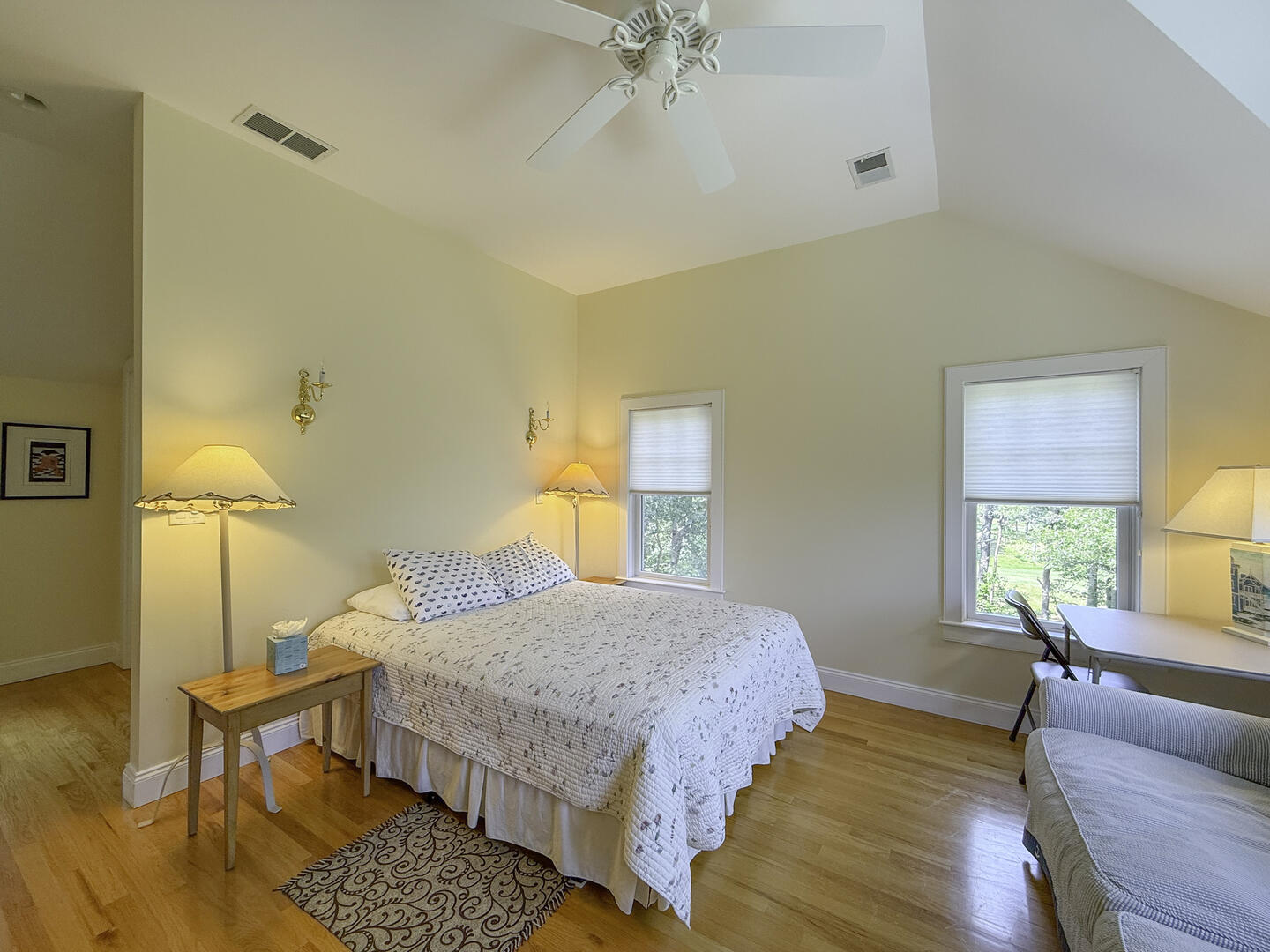 BR2 Queen En Suite, Second Floor