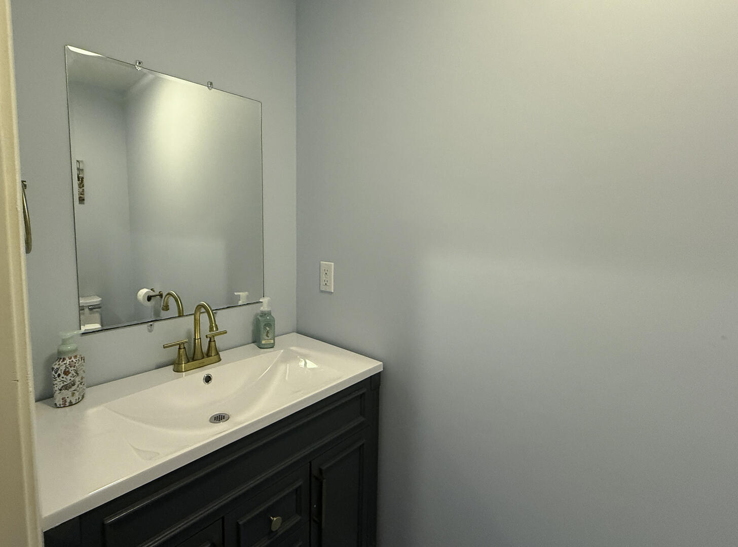 Powder Room, First Floor