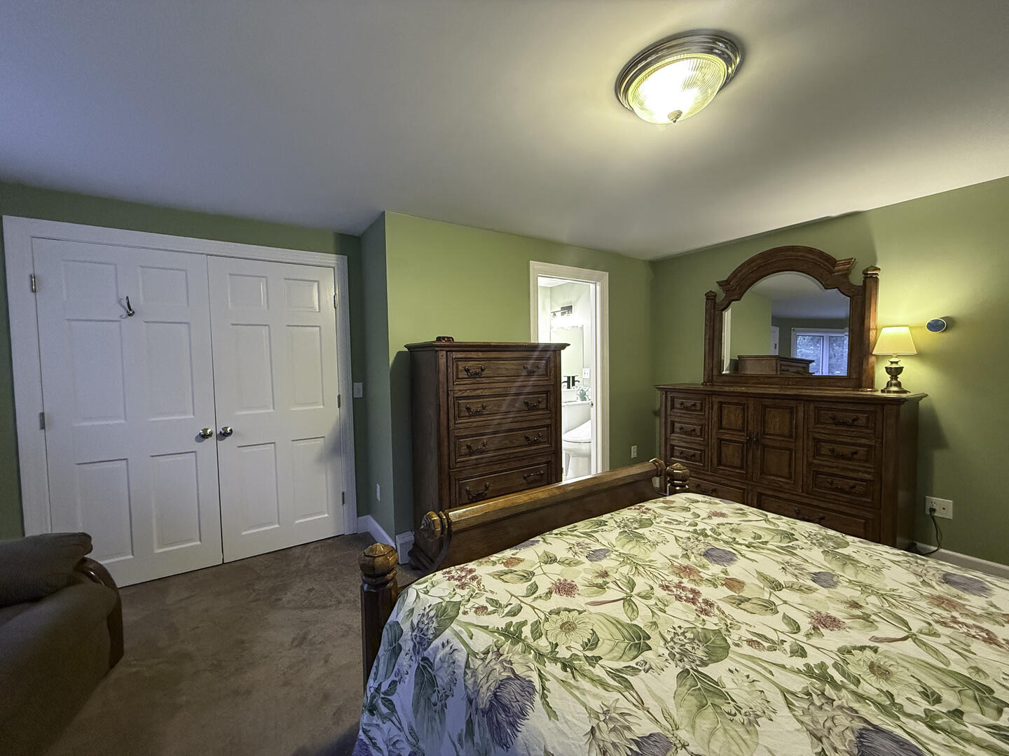 BR2 Queen En Suite, First Floor