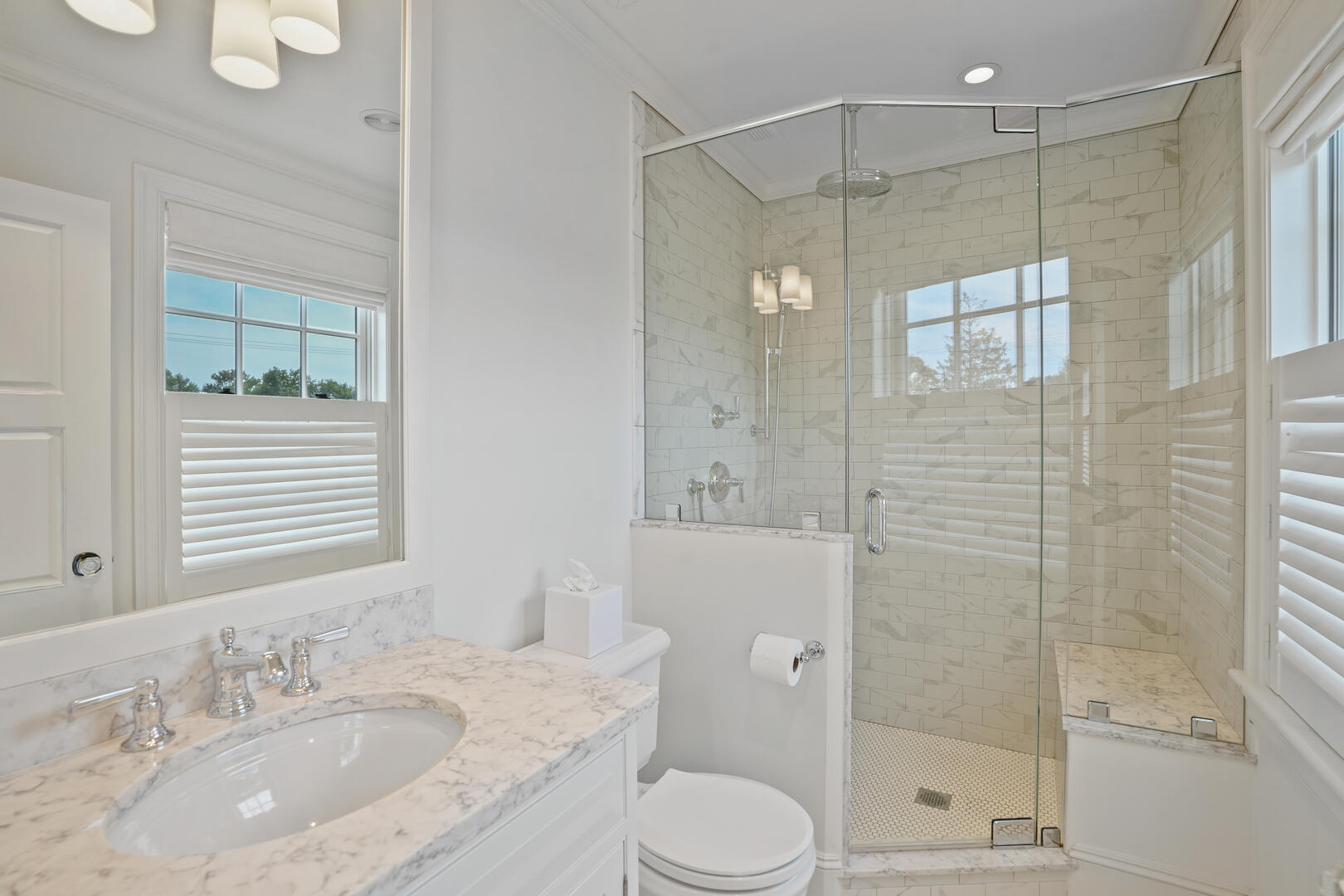 BR2 En Suite, Shower