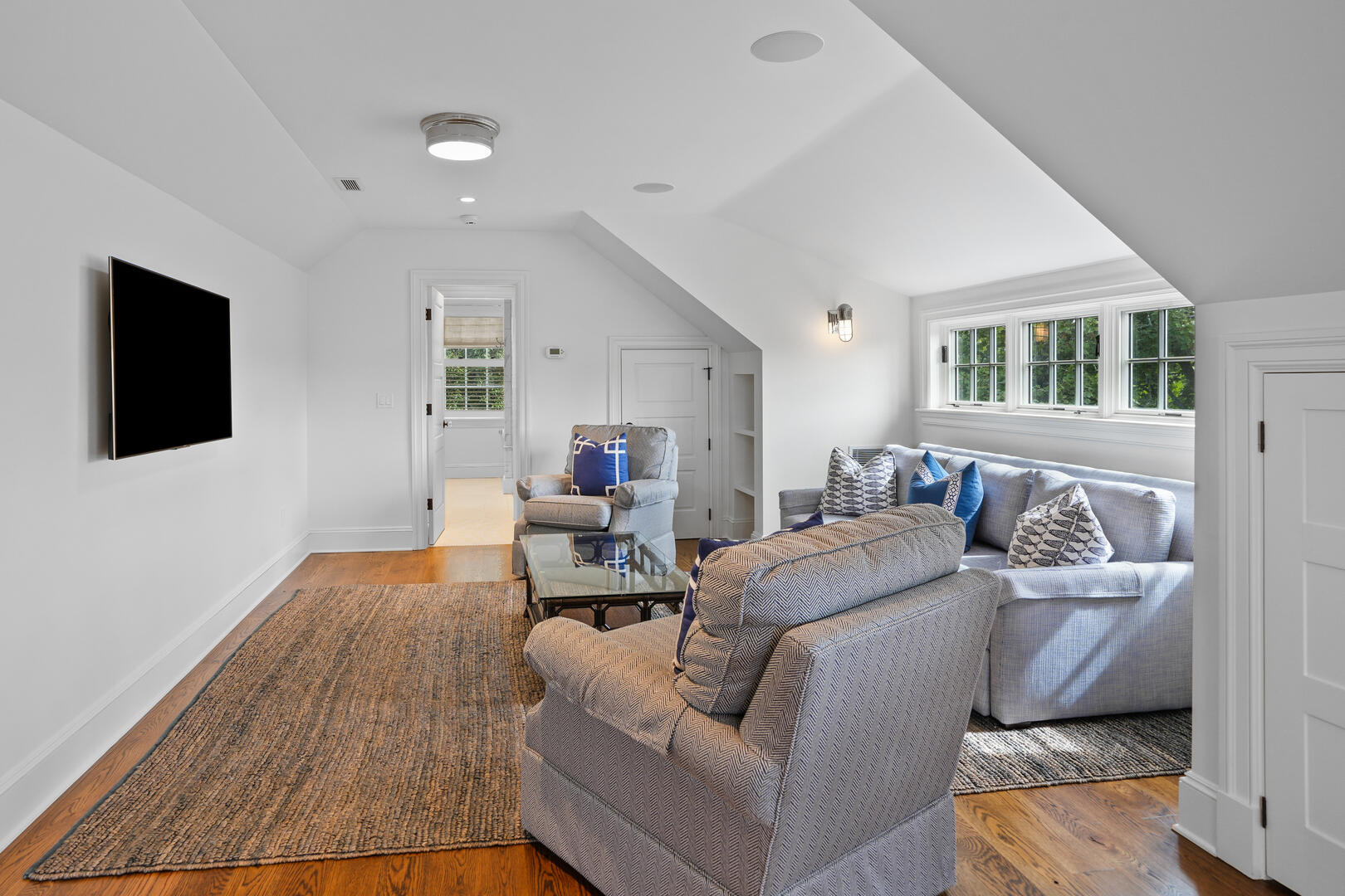 Living Area, Third Floor