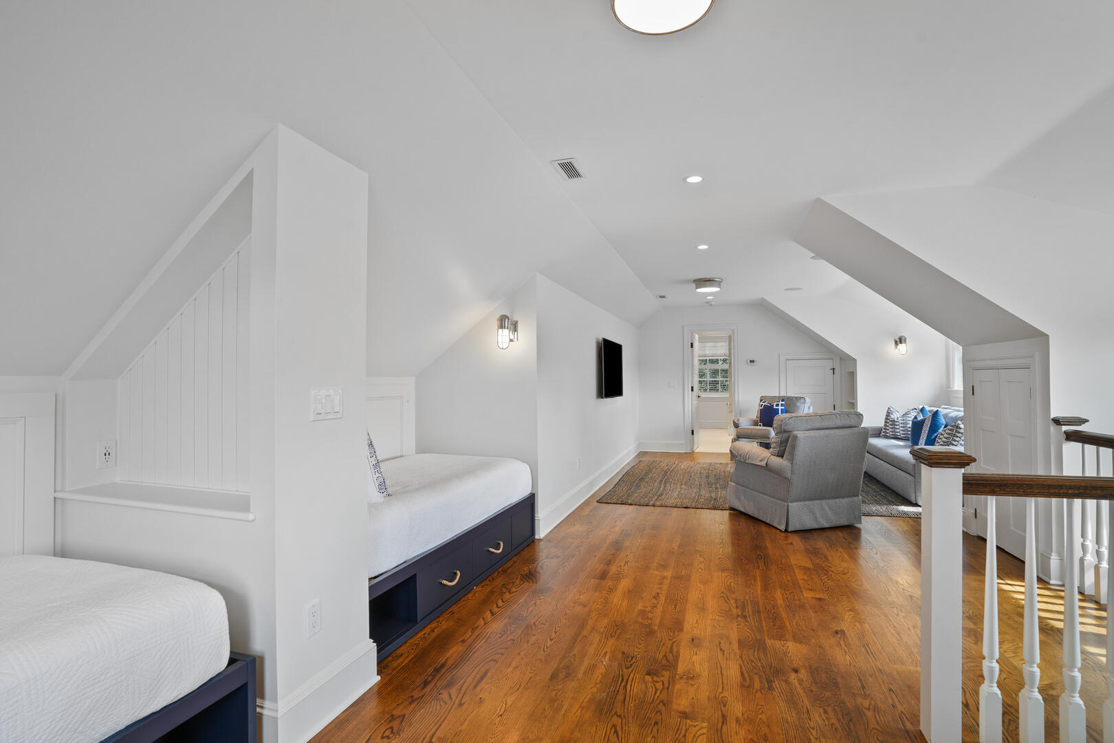 Living Area, Third Floor