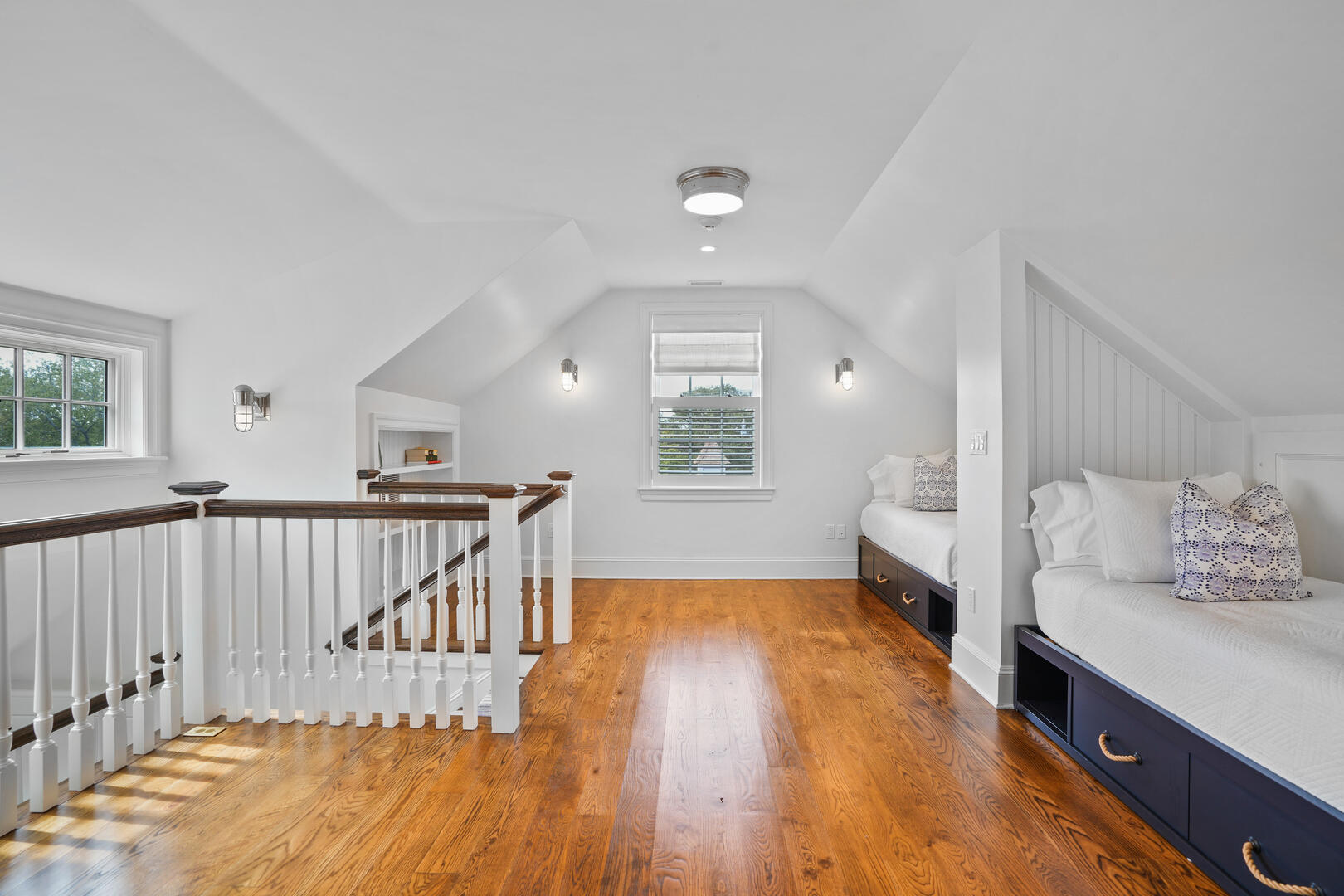 Living Area, Third Floor