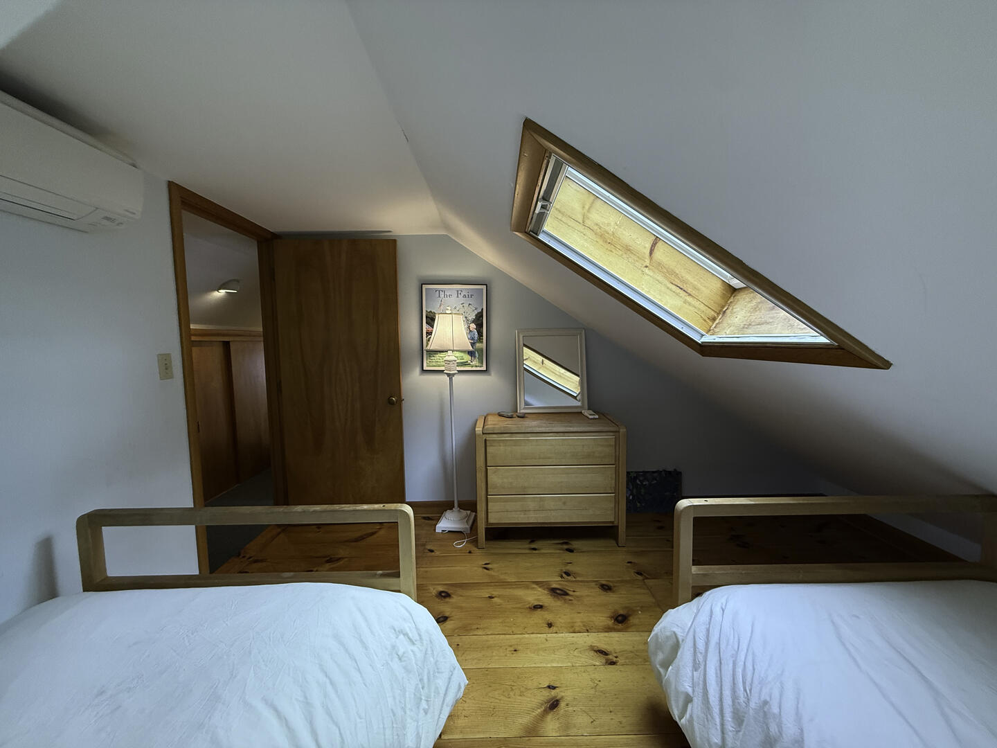 BR3 (2) Twin Beds, Second Floor