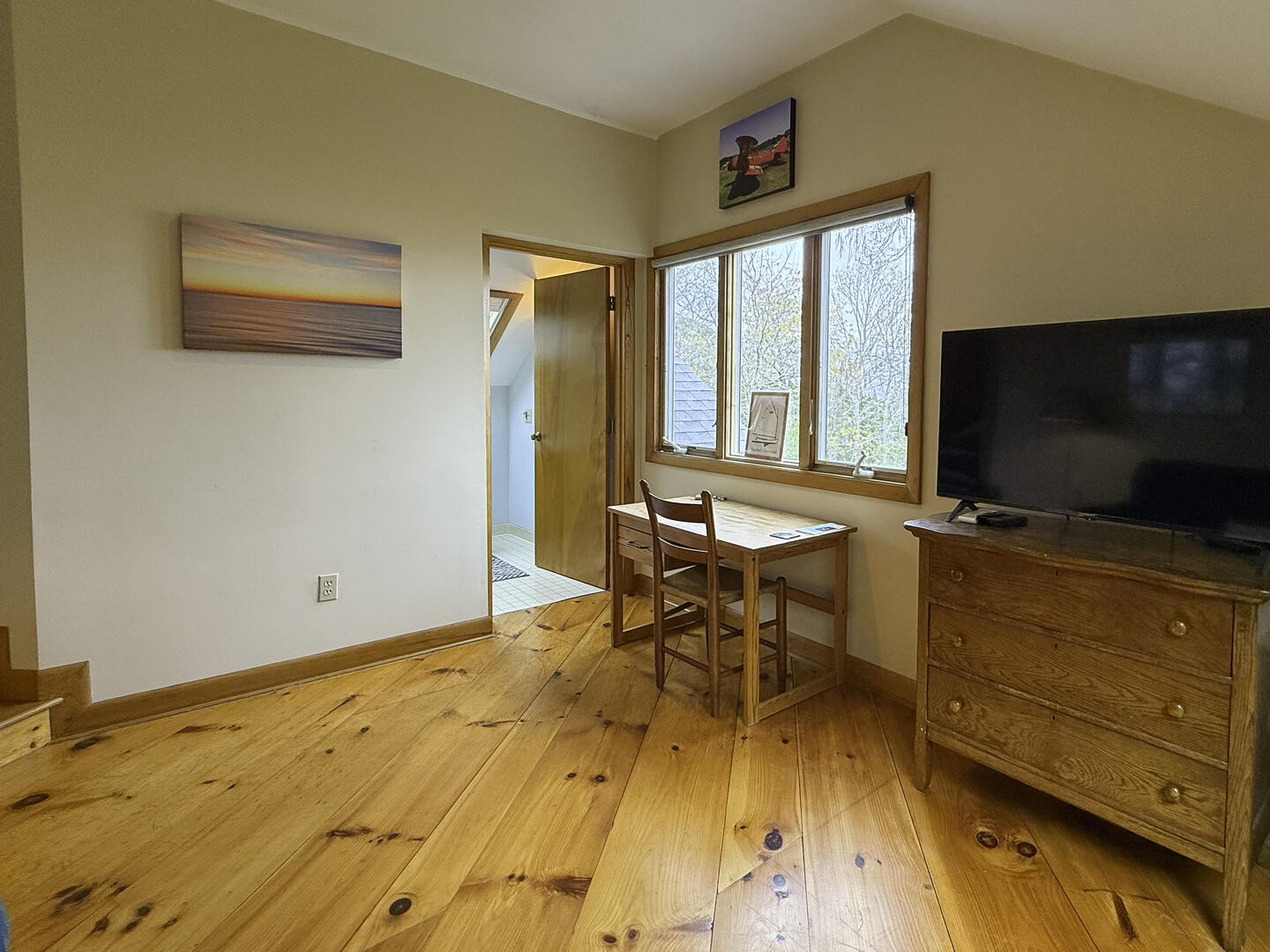 Office/Sitting Room, Second Floor