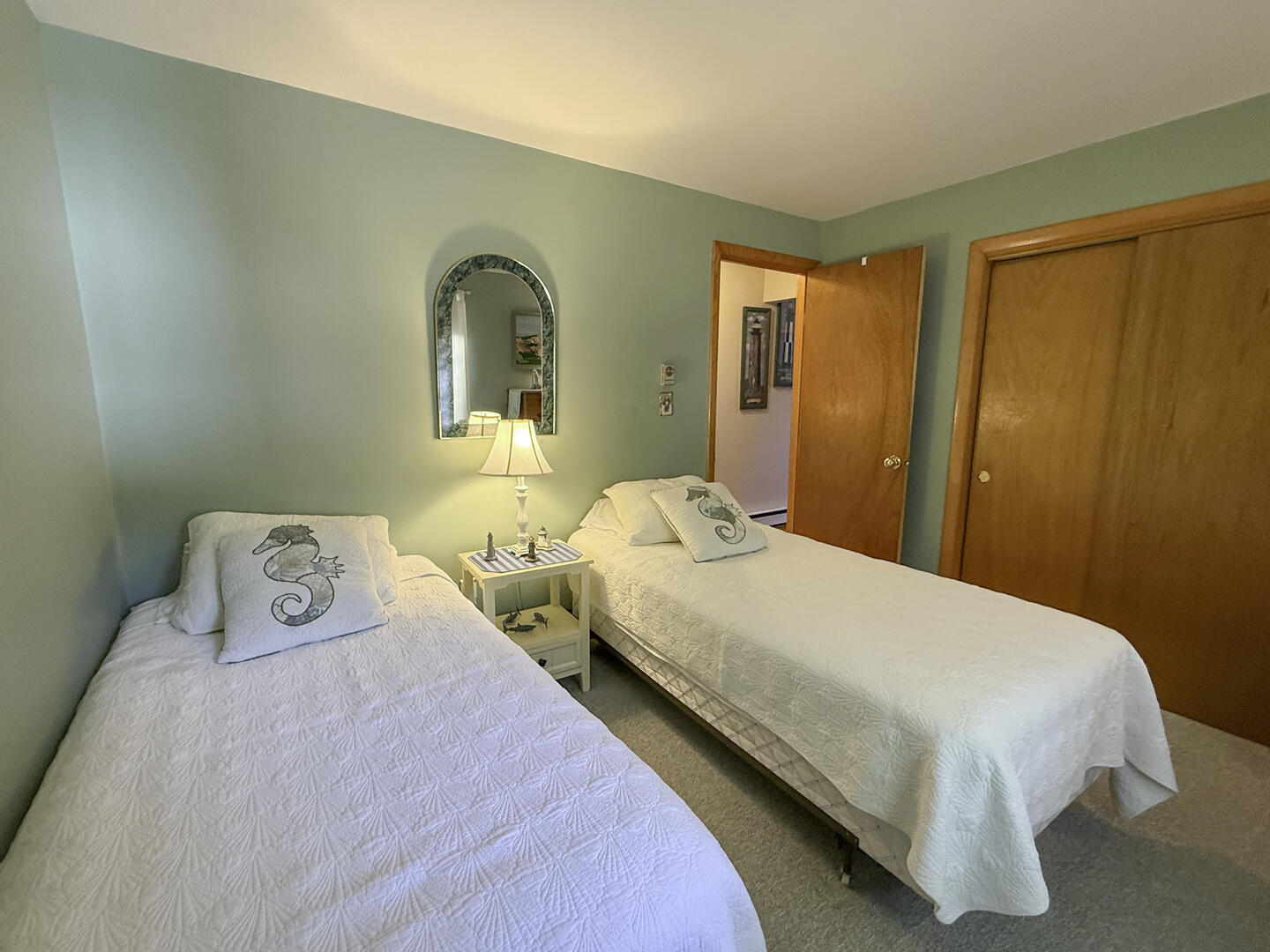 BR2 (2) Twin Beds, First Floor