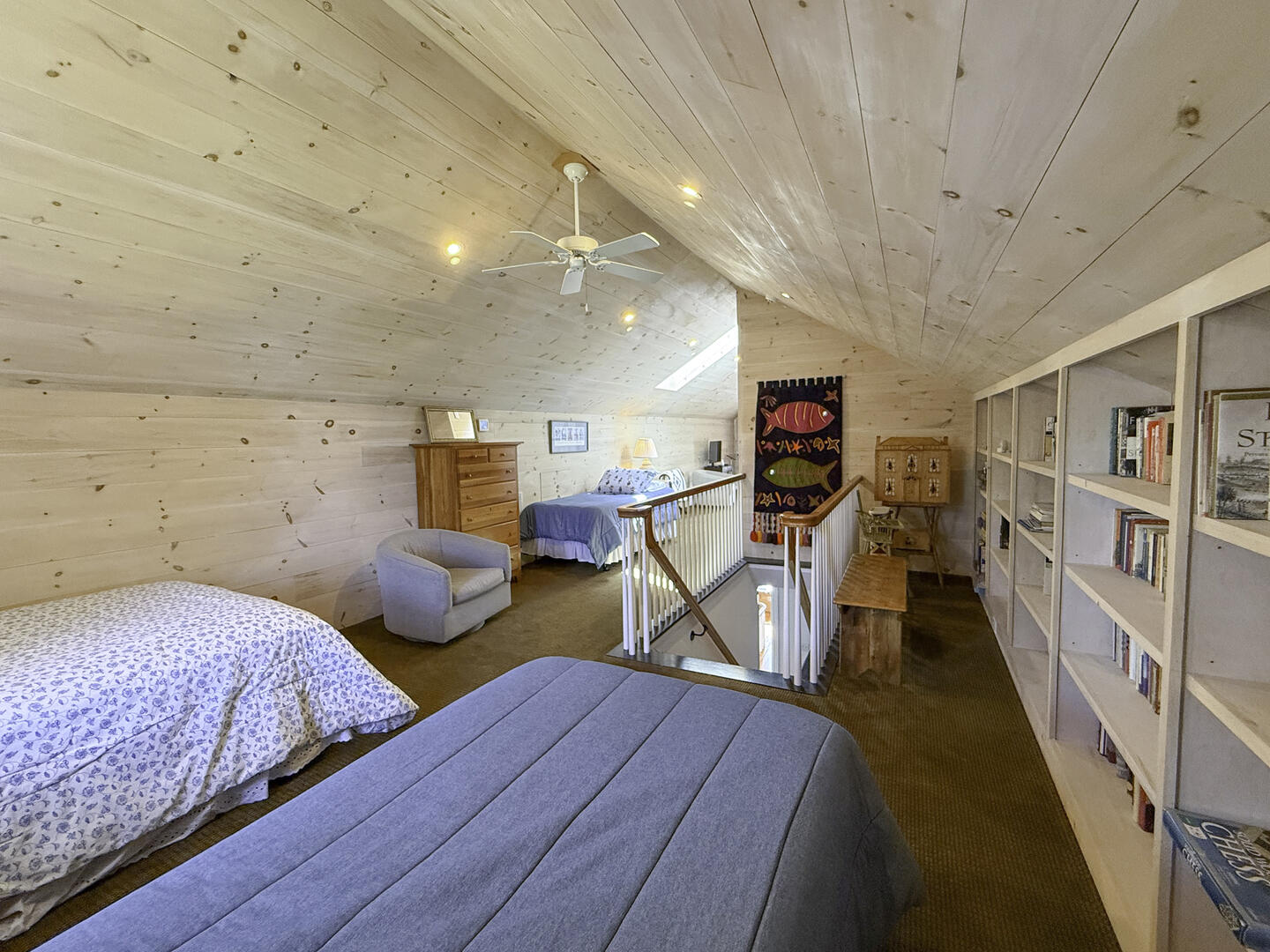 BR4 Queen, Double and (2) Twin Beds En Suite, Third Floor