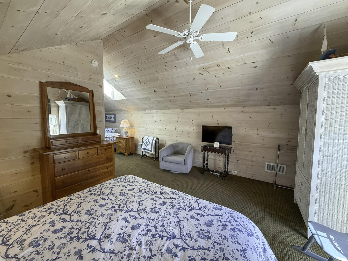 BR4 Queen, Double and (2) Twin Beds En Suite, Third Floor