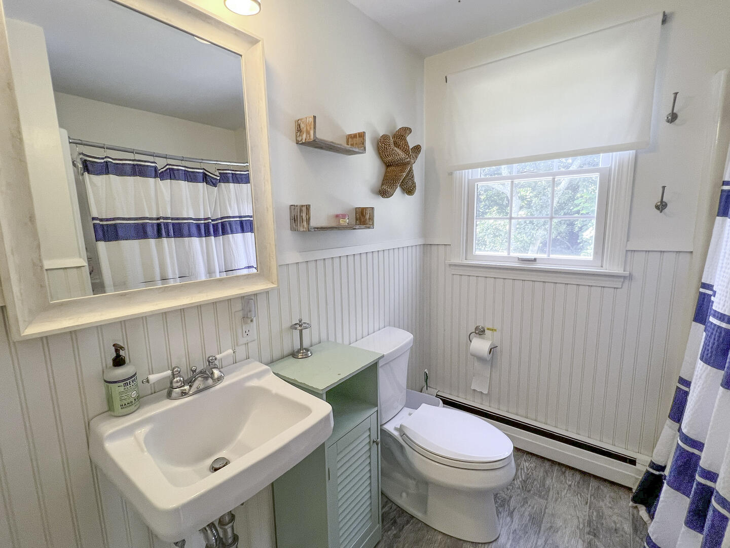 Hall Bath with Tub Shower Combo, Second Floor