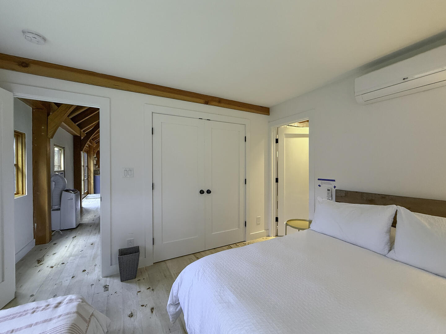 BR1 Queen and Twin Bed En Suite, First Floor