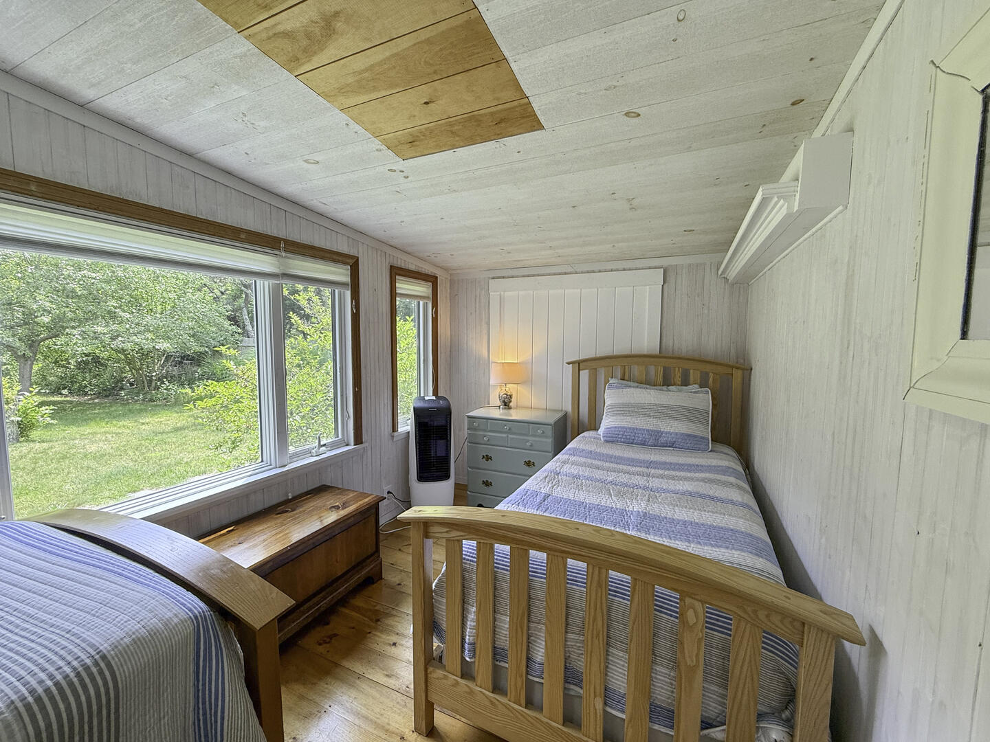 BR3 (2) Twin Beds, First Floor