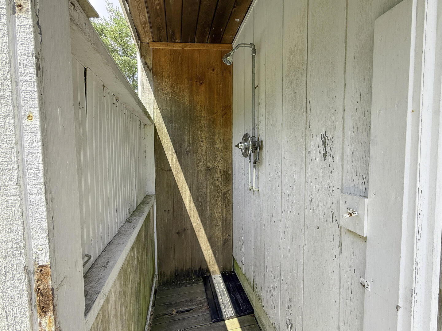 Enclosed Outdoor Shower