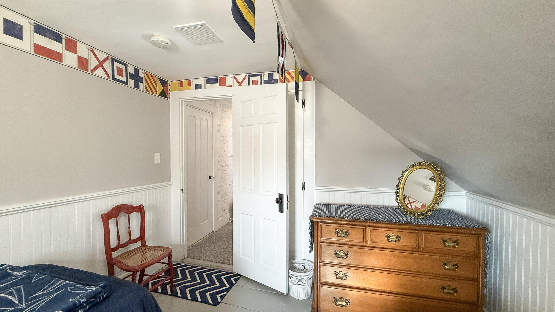 BR3 (2) Twin Beds, Second Floor